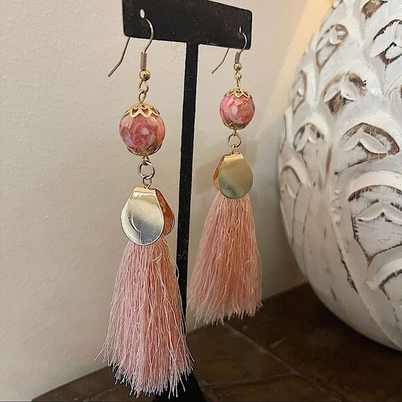 HANDMADE Single Tassel Earrings‎ - Picture 1 of 3